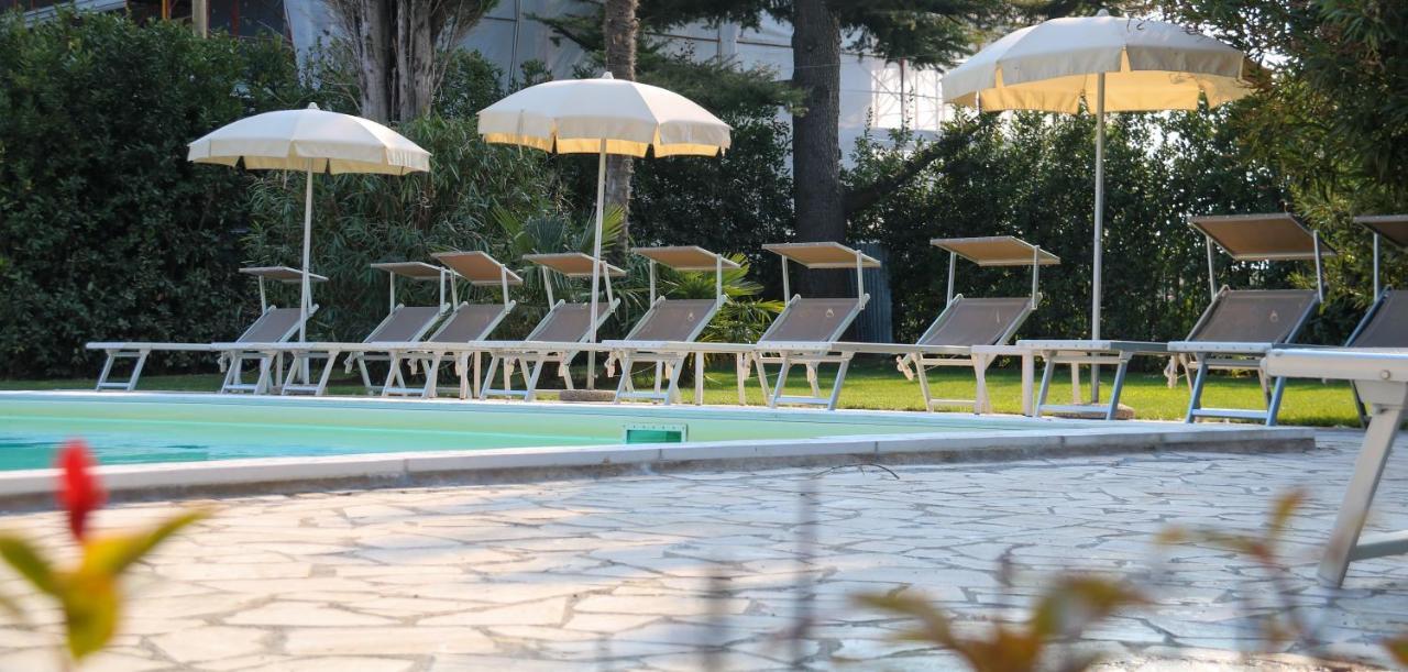 Hotel Sirena Lazise Exterior foto
